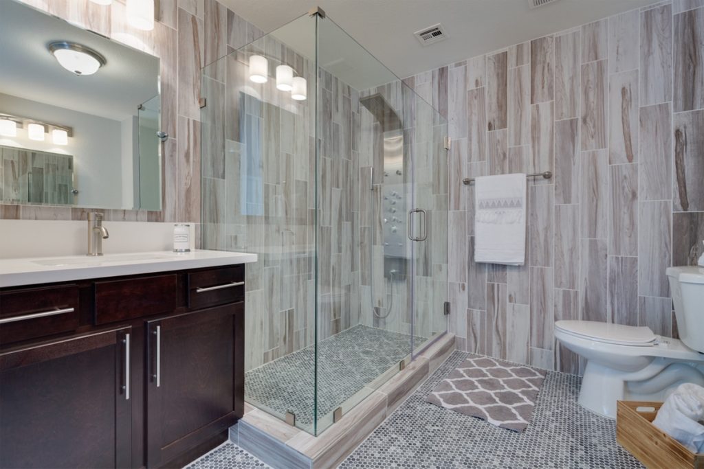 Custom Glass Shower Enclosures & Installation in Las Vegas